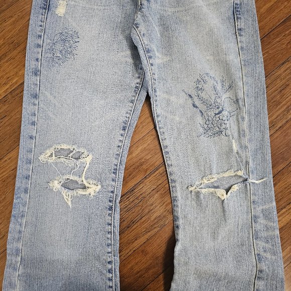 VINTAGE junior's LEVI'S #513 slouch boot cut JEANS distressed IMPRINTED DESIGN - Picture 4 of 16